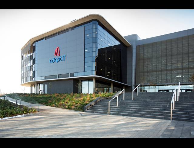 2,495M² OFFICE TO LET IN NOORDWYK